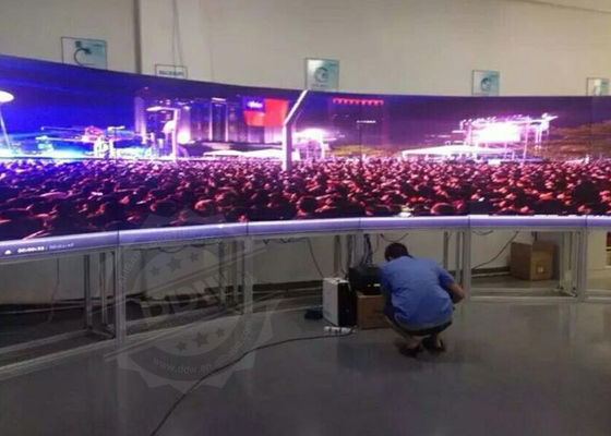 65"はビデオ壁500のNit 1080pの高リゾリューション3.5mm Snarrowの斜面DDW-LW650HN11を曲げました