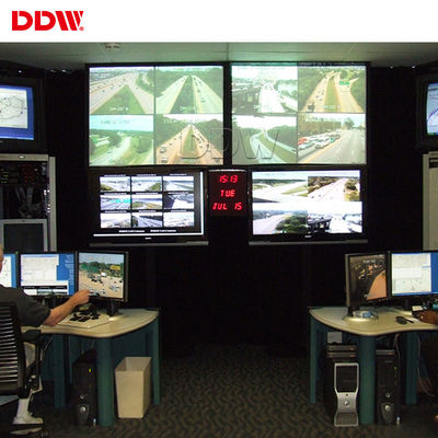 カメラCCTVのビデオ壁46のインチ500のNitの明るさは熱放散を最高819 BTU/h